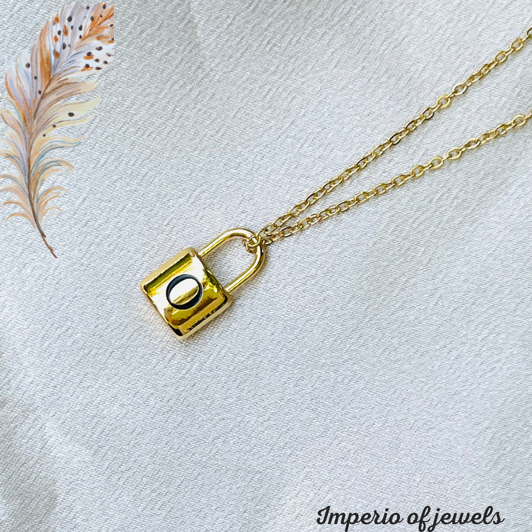 Initial letter necklace,gold chain lock#-01363SSN-13