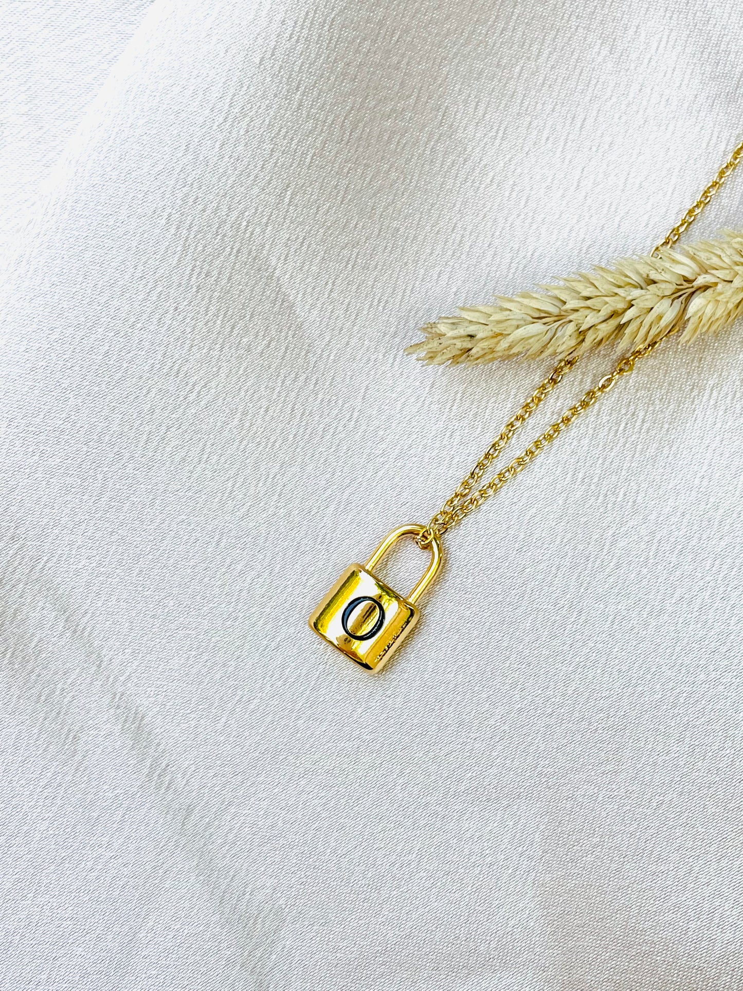 Initial letter necklace,gold chain lock#-01363SSN-13