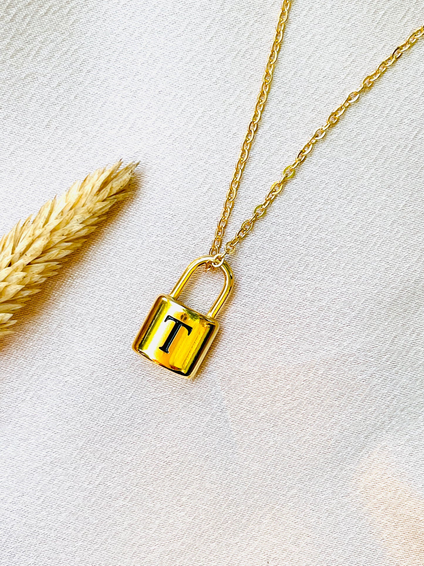 Initial letter necklace,gold chain lock#-0175SSN-17