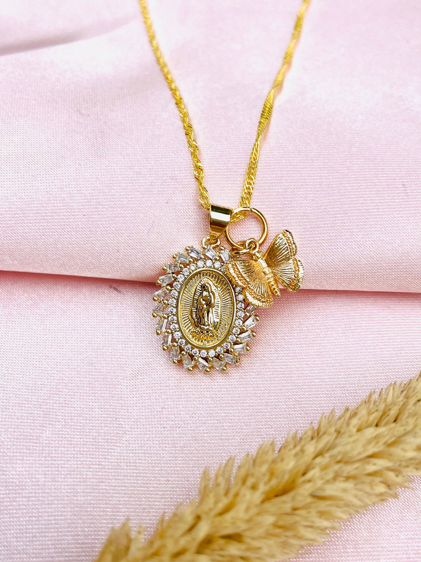 Gold plated necklaces/jewelry/accessories/necklaces/bracelets/#0040GPN-40